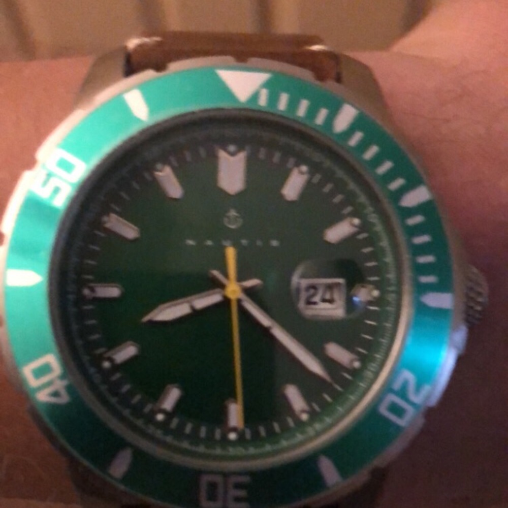 Nautis diver watch